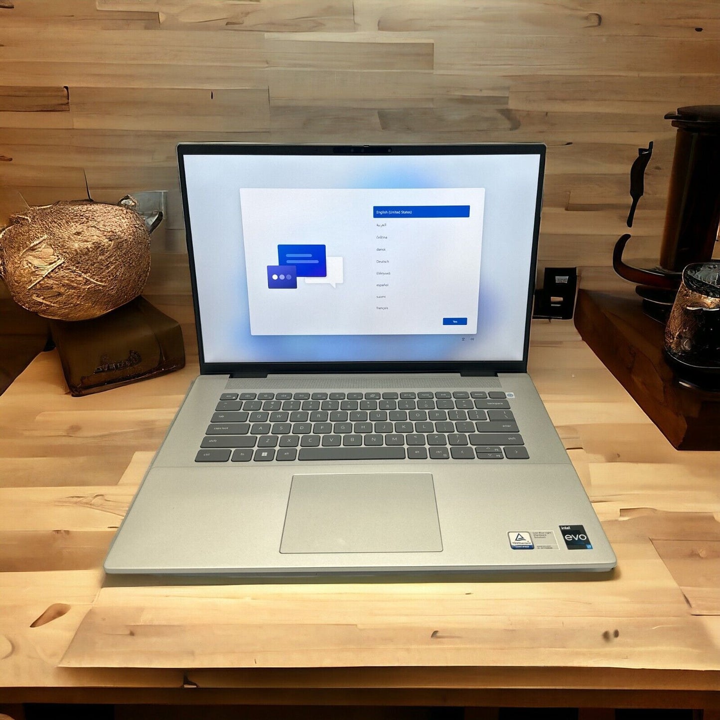 Dell Inspiron Plus 16" Intel Evo 13th Gen Intel Core i7-13700H - Dell Warranty