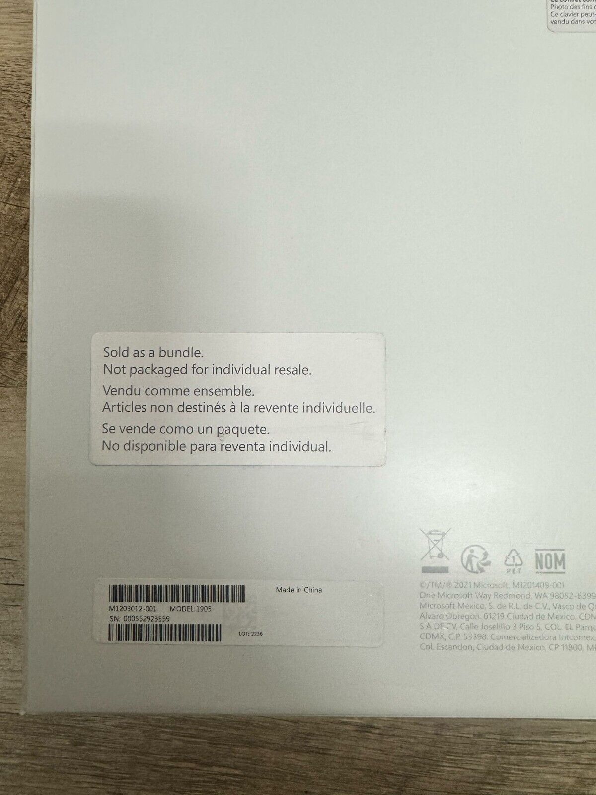Microsoft Surface Pro 9 13" Tablet i5 12th Gen 16GB/256GB) + Keyboard