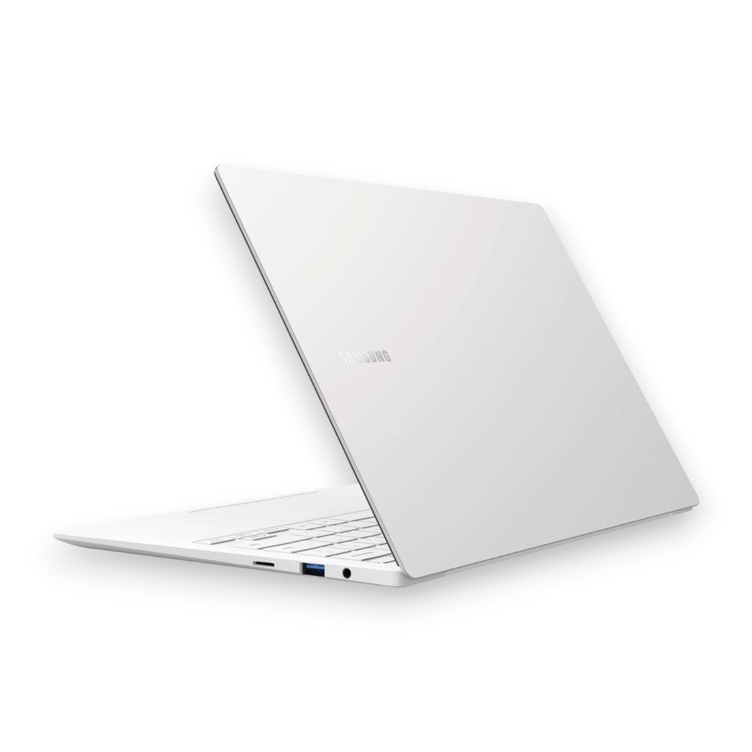 Samsung - Galaxy Book2 Pro 13.3" AMOLED Laptop -Intel 12th Gen Core i5 Evo Platform - 8GB Memory - 256GB SSD - Silver