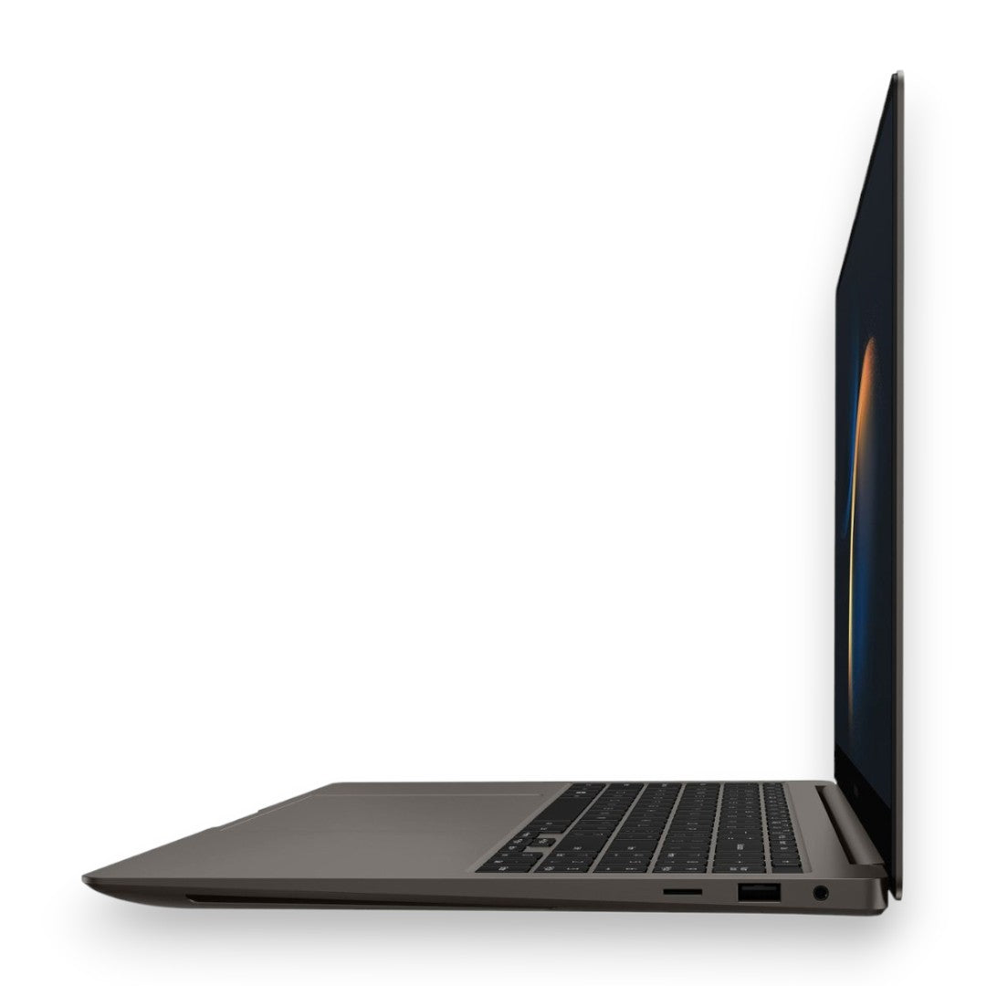 Samsung - Galaxy Book3 Ultra 16" 3K AMOLED Laptop - 13th Gen Evo Core i7-13700H - 16GB - NVIDIA GeForce RTX 4050 - 512GB SSD - Graphite